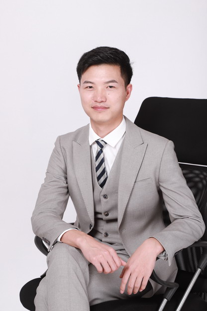 邓洪发